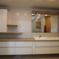 modern minimal stílusú fürdőszoba bútor